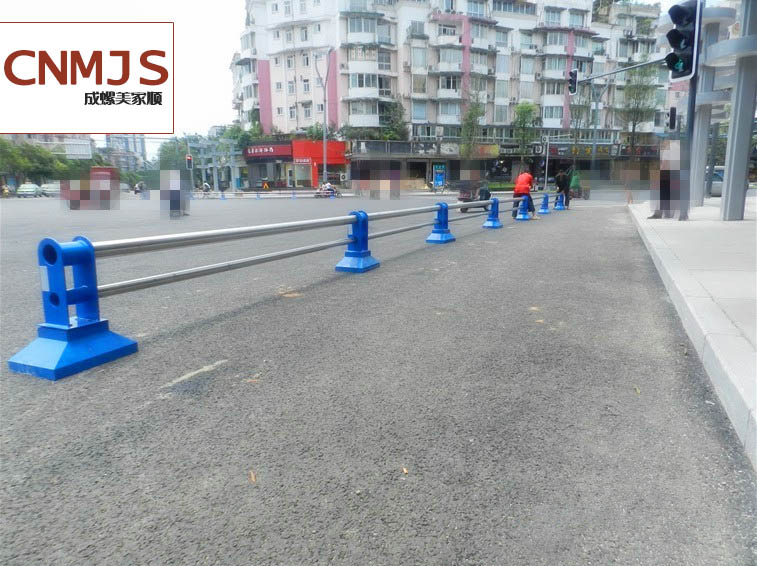 內(nèi)江交通護(hù)欄